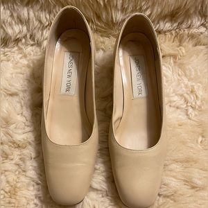 VINTAGE all leather Jones NY block heel